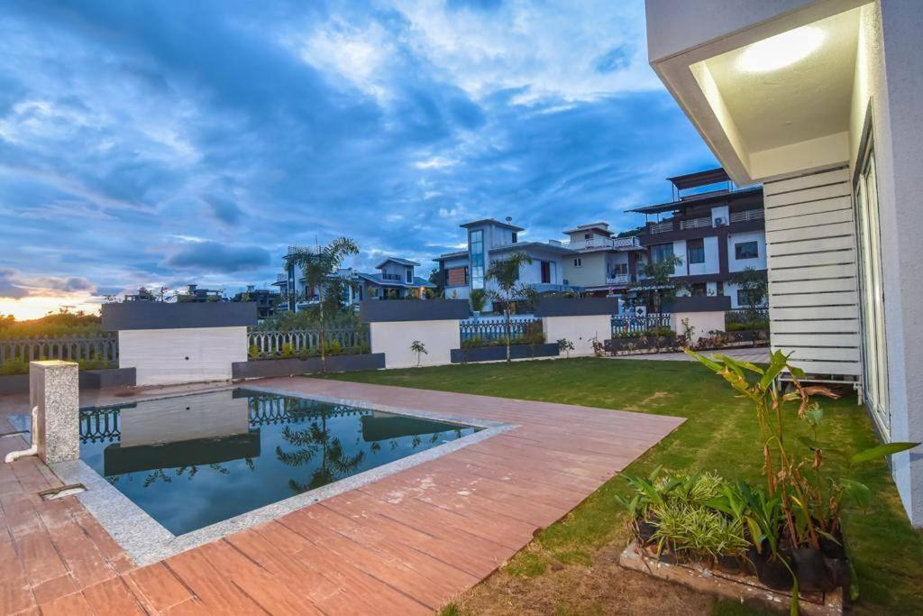 Royal Paradise Villa لونافالا المظهر الخارجي الصورة